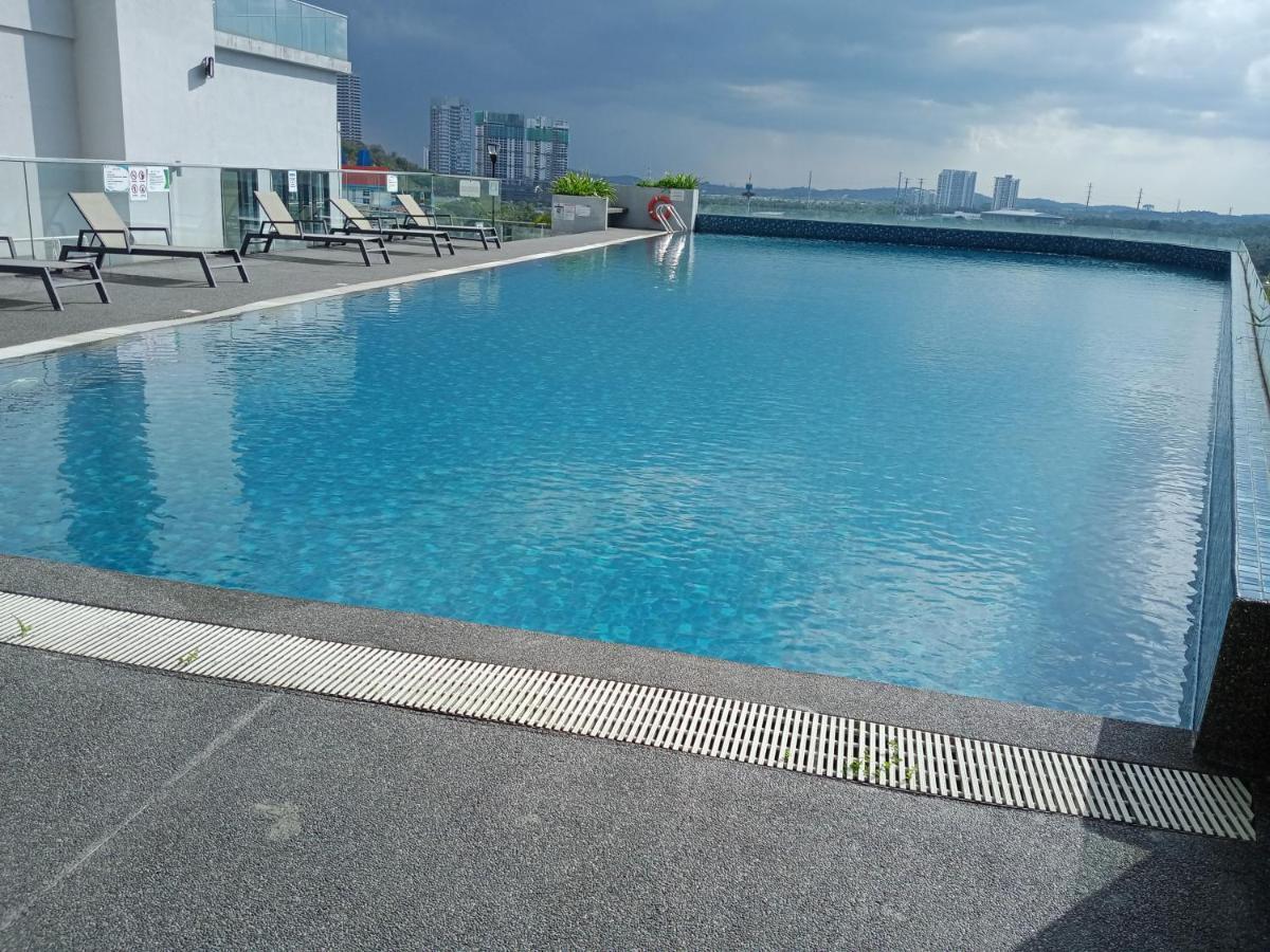 Legoland-Happyrainbow Suite At D'Pristine-8Pax With Lakeview Nusajaya  Εξωτερικό φωτογραφία